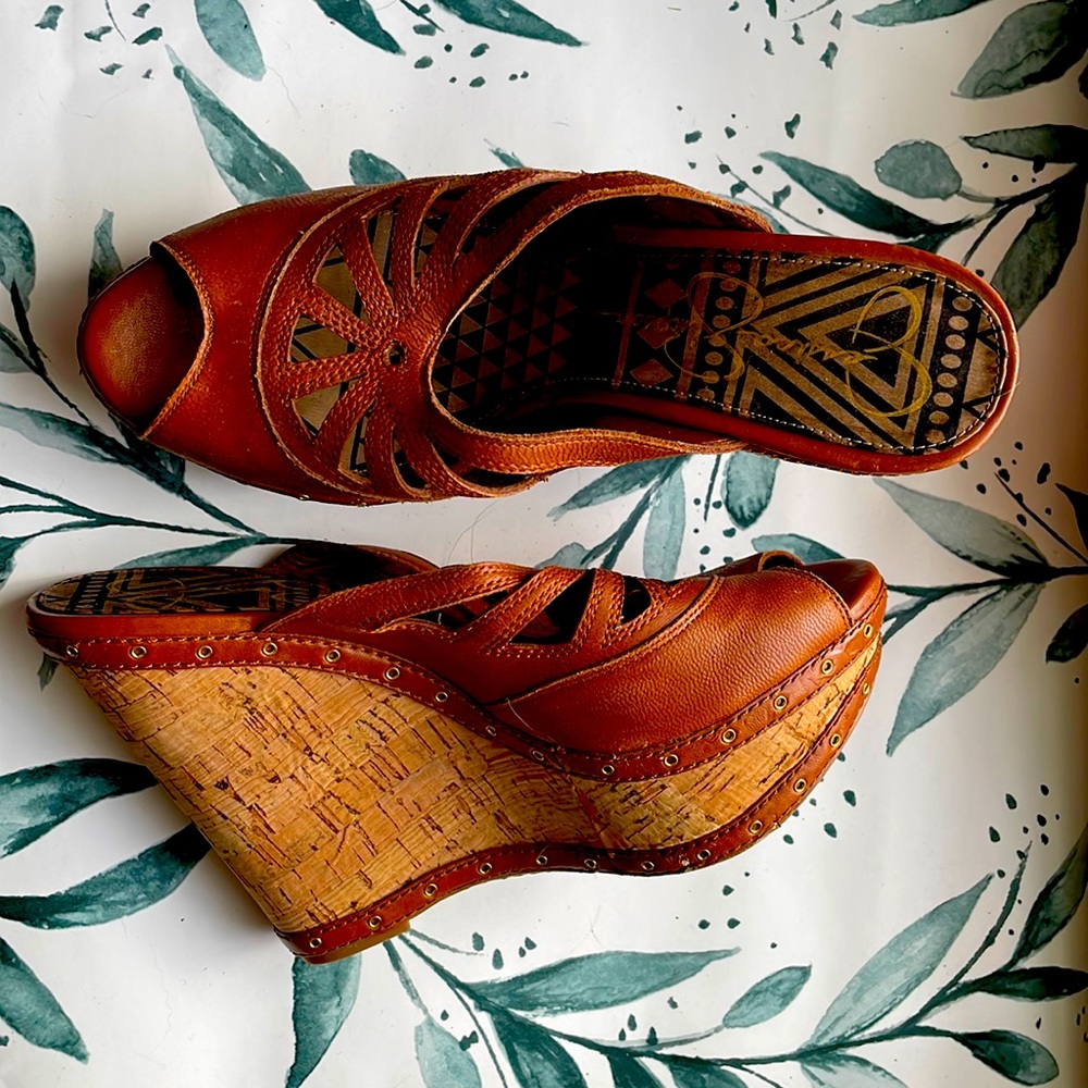 COPY - Cute Jessica Simpson Leather & Cork Wedges